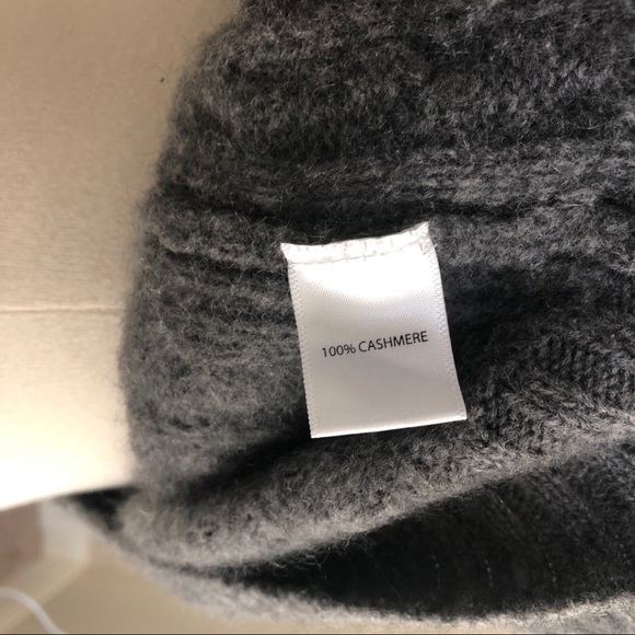 Saks Fifth Avenue 100% Cashmere Sleeveless Sweater - Picture 6 of 8